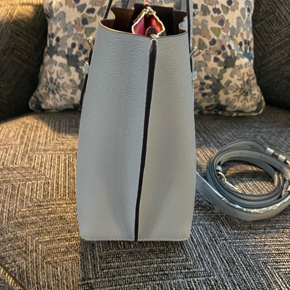 Coach Mollie 25 Leather Tote C4084 NWOT - Picture 2 of 12